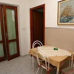 Apartman By The Sea Postira, Brac - 2898
